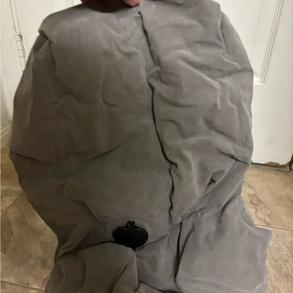 Gray Inflatable Travel Pillow - Picture 10 of 12